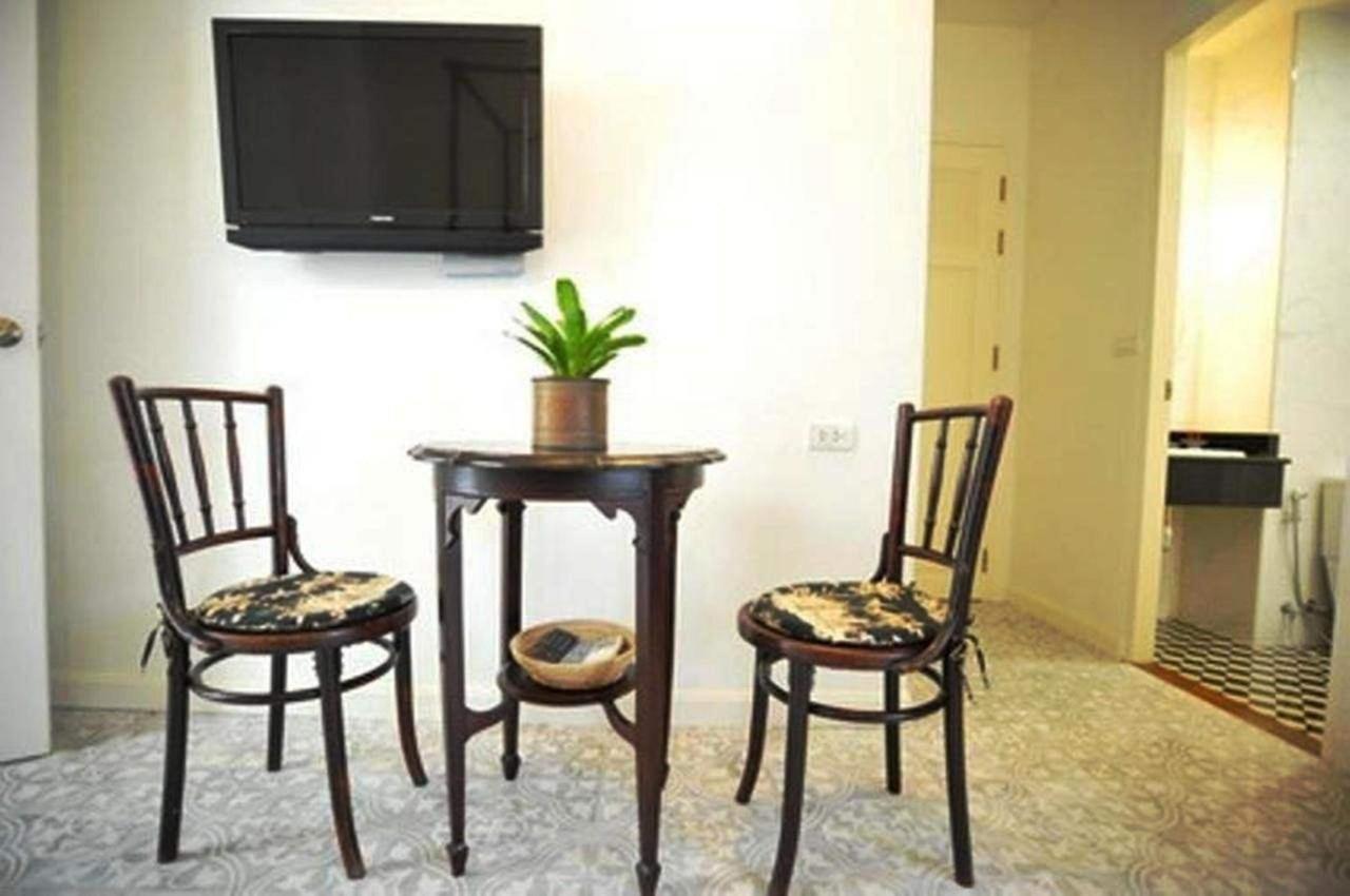 Ssip Boutique Dhevej Bangkok (Adults Only) Hotell Exteriör bild