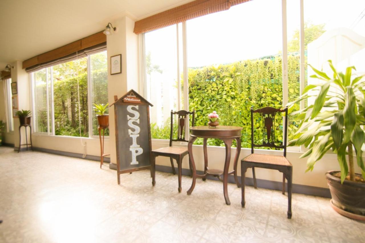 Ssip Boutique Dhevej Bangkok (Adults Only) Hotell Exteriör bild